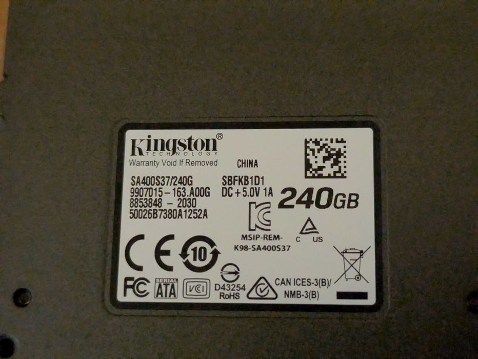 Medii de stocare SSD/HDD