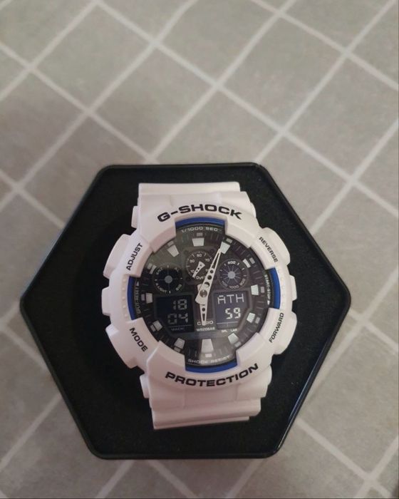 Часовник оригинален с документи G shock