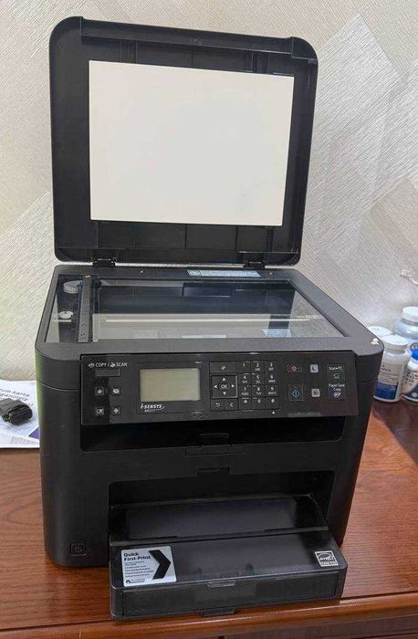 Продается б/у принтер Canon i-SENSYS MF211 в отличном состоянии
