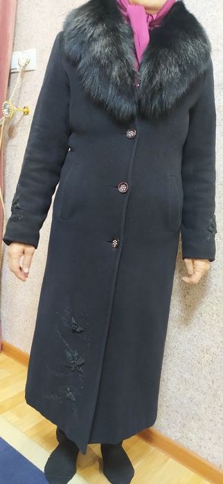 Ayollar uchun moynaliy palto