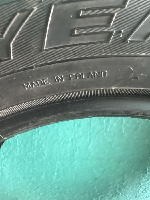Продам зимние шины