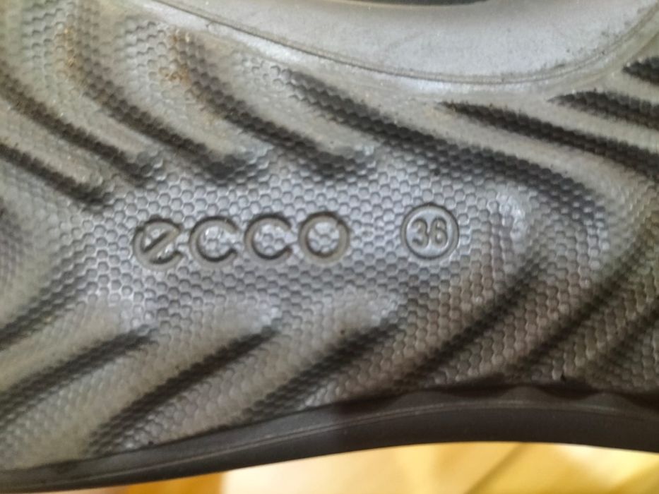 Отдам  Обувь женская