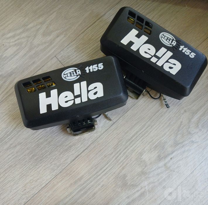 HELLA 1155 туманка для автомобилей