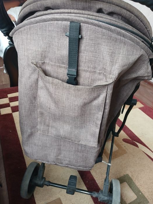 Коляска прогулочная