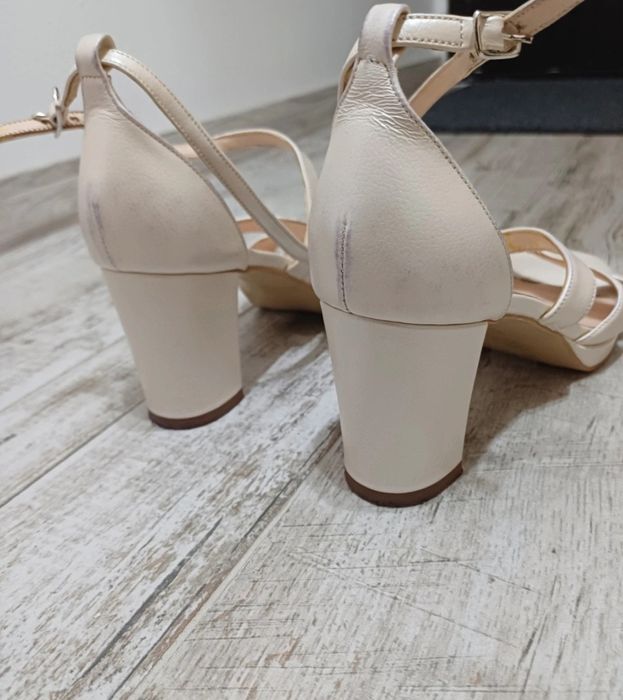 Sandale de piele creative 37