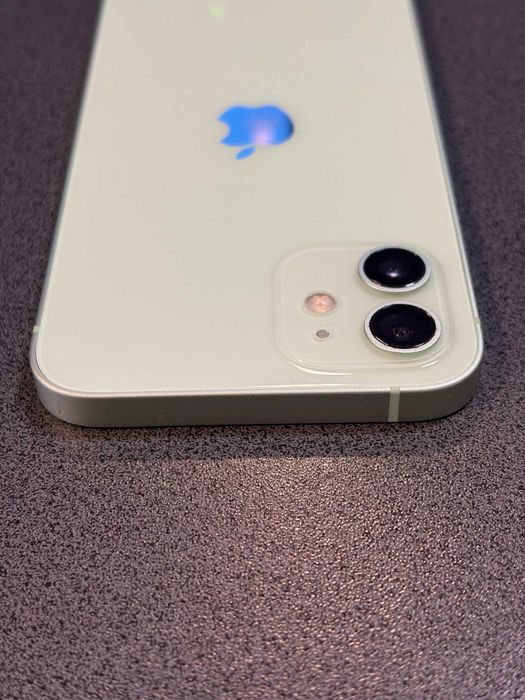 Vand iPhone 12 Verde 64GB baterie 79%, stare foarte buna