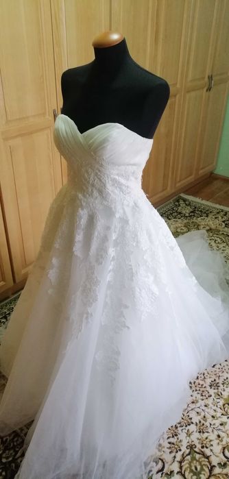 Rochie de mireasa Pronvians The White One