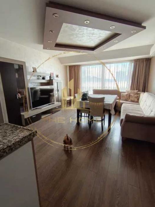 Отлична цена 3 стаен Левски