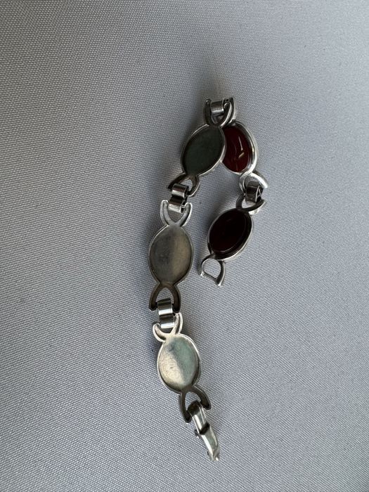 Bratara din argint si carneol