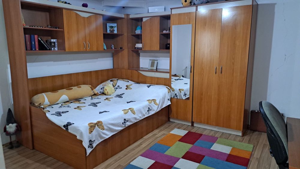 Casa de vanzare 1 Mai, zona linistita,suprafata construita 156 mp,