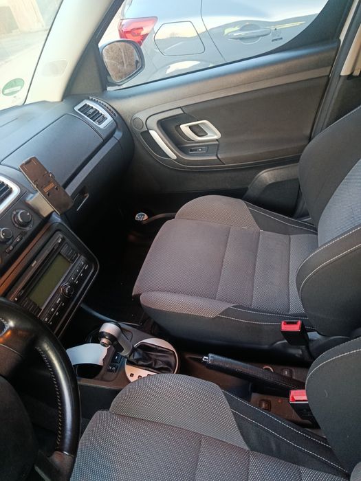 Skoda Roomster,2008, 1.6 benzină, cârlig, Automată, neînmatriculată