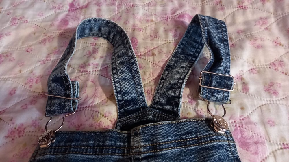 Ризка с Мики Маус и гащеризон