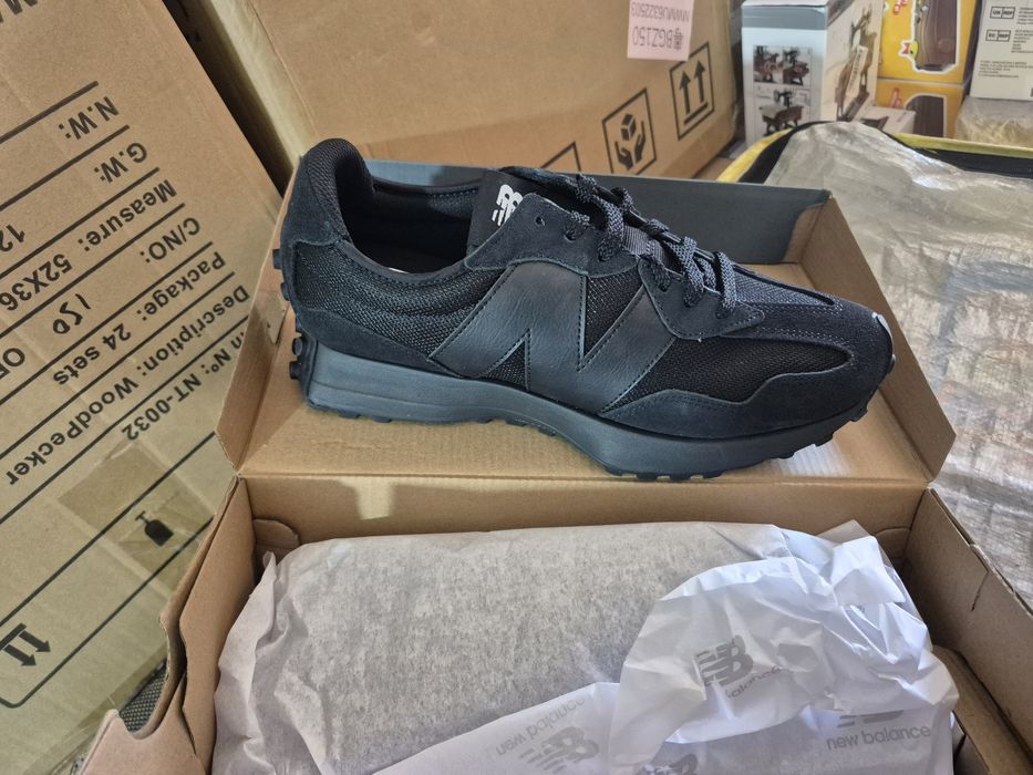 New balance 327 .