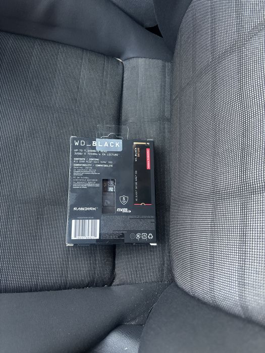Vand ssd 2 TB nou sigilat