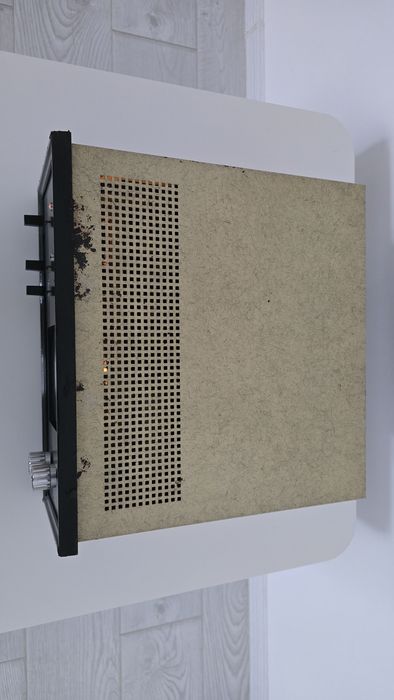 Radio vintage Sansui TU-777