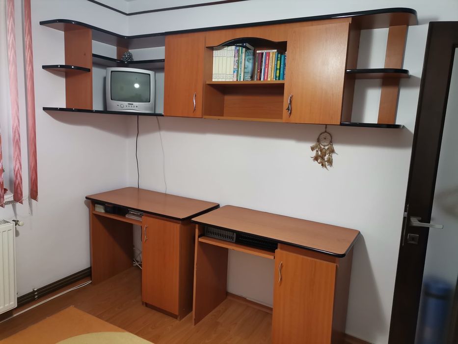 Mobila corpuri suspendate + birouri