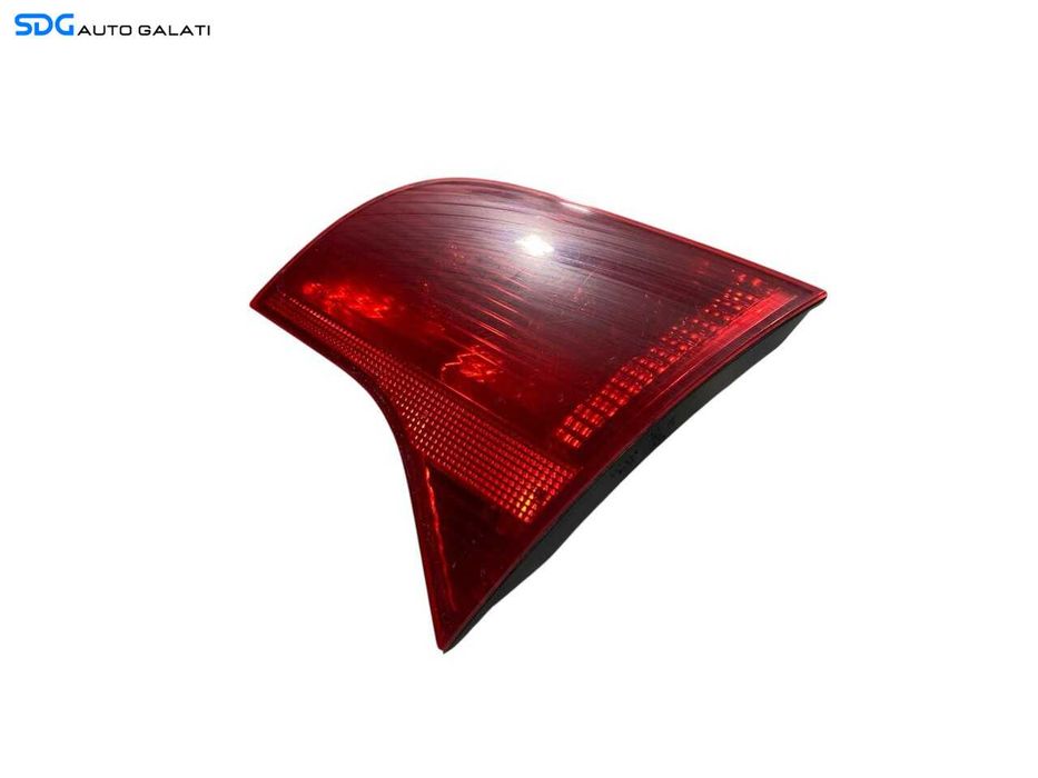 Stop Lampa Tripla Dreapta de pe Haion Haion Portbagaj Audi A4 B7 2004 - 2008 Cod 8E9945094 [L6425]