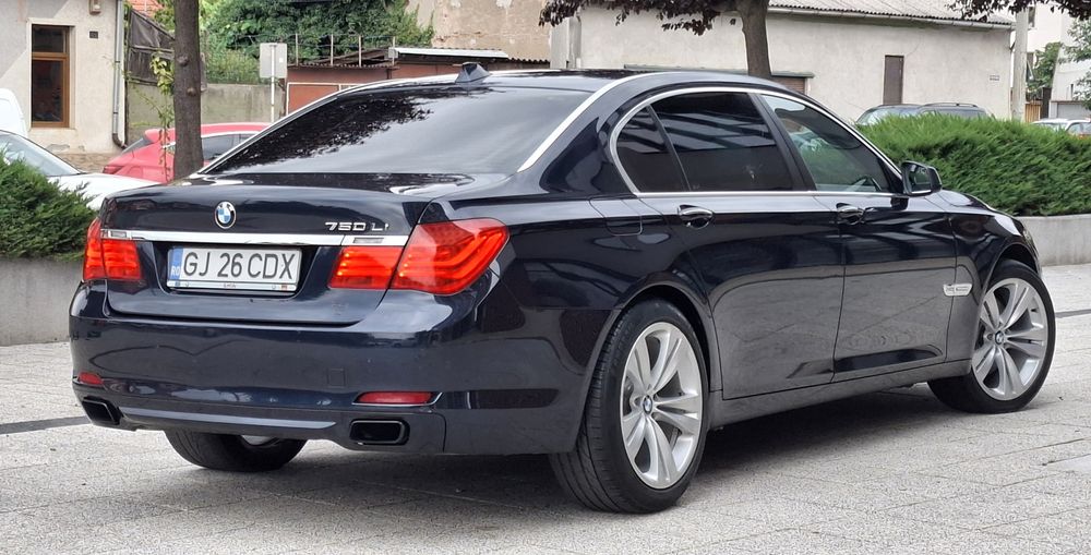 BMW 7 Series 2010 — imagine 4