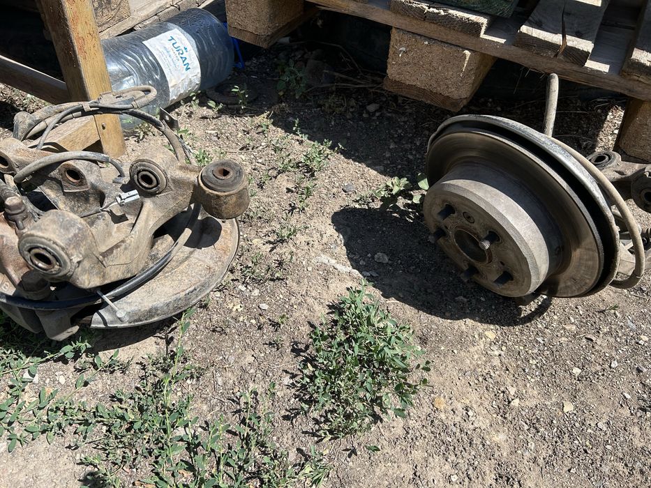 На камри 30 америка, суппорт, диск, ступица