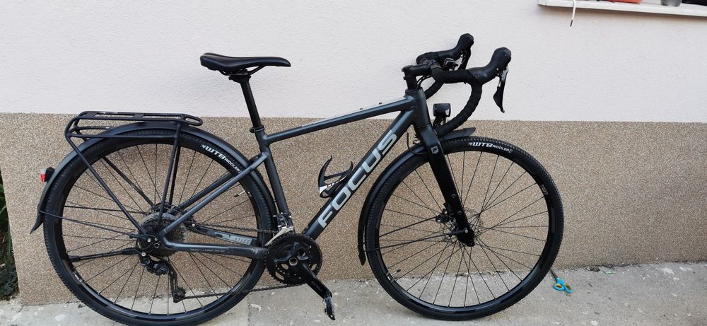 Алуминиев велосипед 28 цола Gravel FOCUS atlas гравел колело