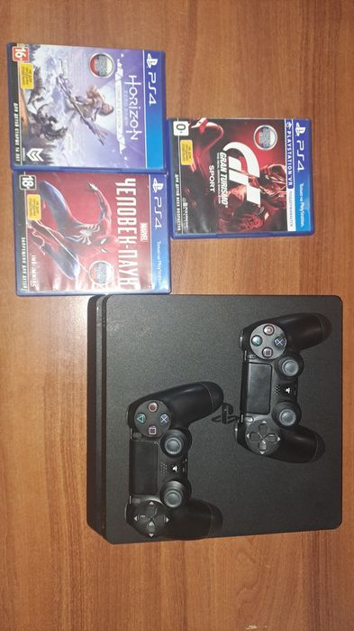 Продаю пс 4, фулл комплект