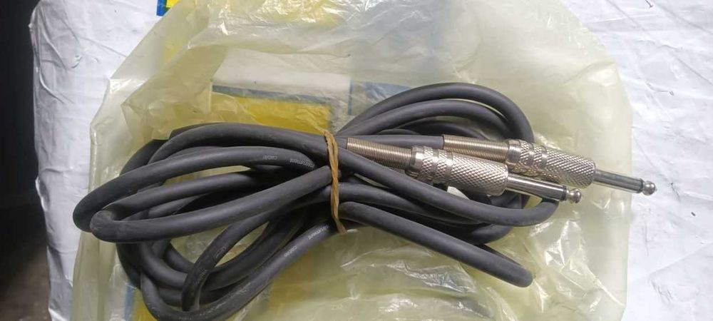 Кабели за китара, клавир, микрофон -професионални, различна дължина