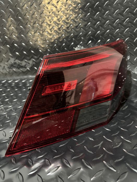 Volkswagen Golf 8 ляв стоп Vw desen stop Голф 8