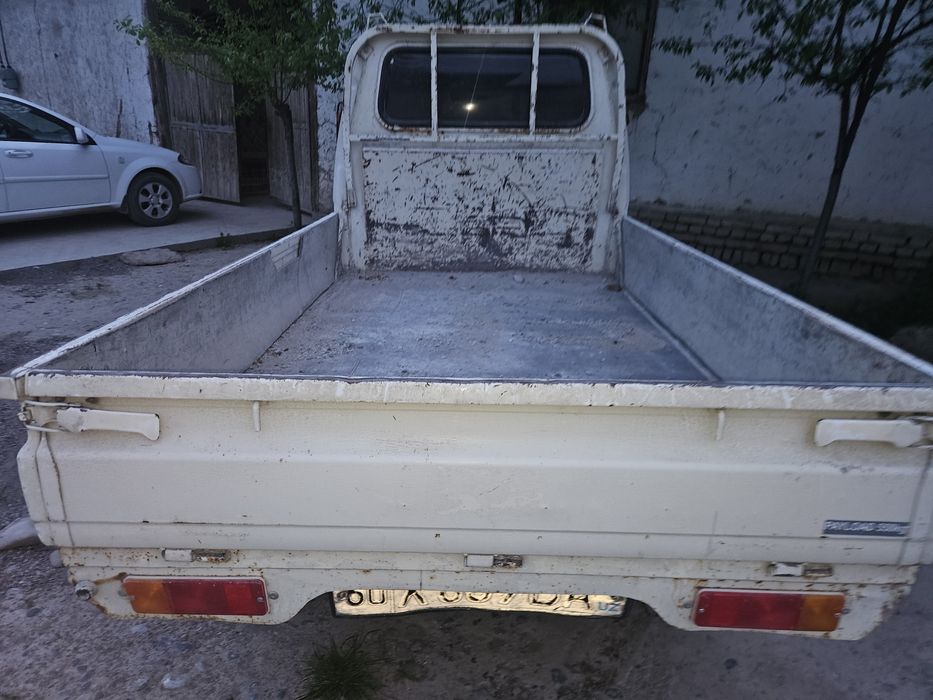 Chevrolet Labo 2002 — 2