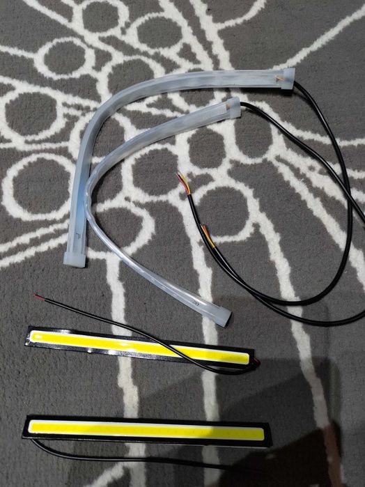 DRL Led 30 cm, alimentare 12V, alb plus galben, rosu cu galben
