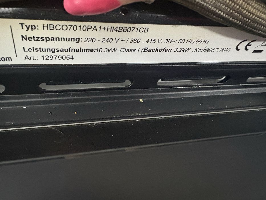Комплект фурна за вграждане + индукционни котлони Hanseatic HBCO7010PA1+HI4B6071CB