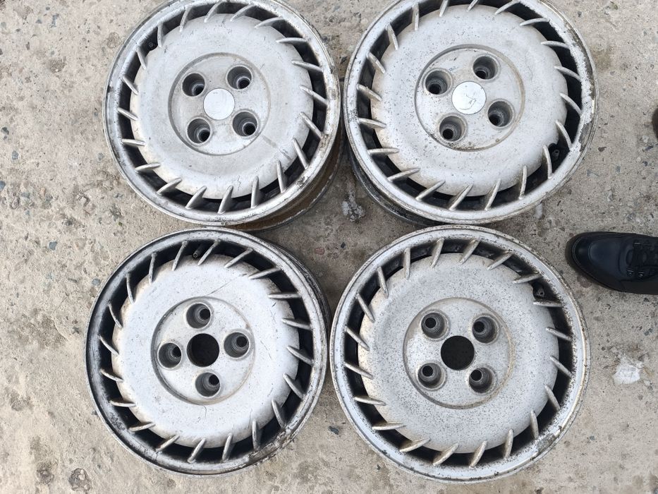 Продам комплект привозных дисков