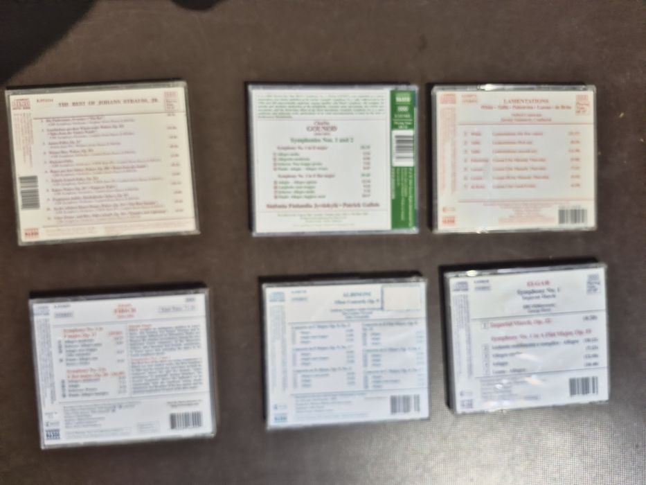 Vând Lot 24 CD cu muzica clasica mixta colectia NAXOS