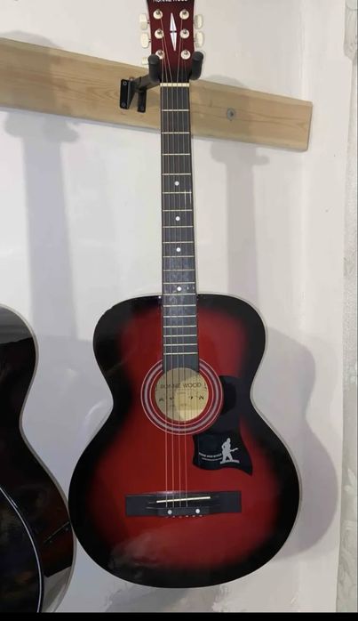 Гитары( новые) доставлю