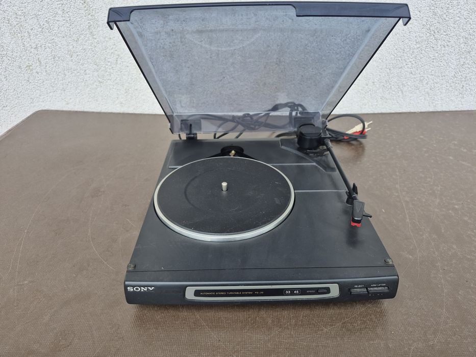 Vând pick-up marca Sony,model PS-J10,made in Korea- Functional - doua viteze 33-45 RTM
- Sunet foarte bun
Automatic stereo turntable system PS-J10

-