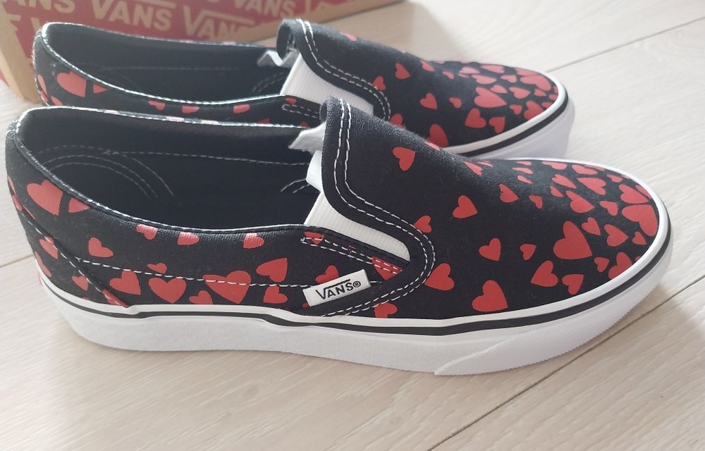 Кецове /гименки/ VANS, номер 35, нови