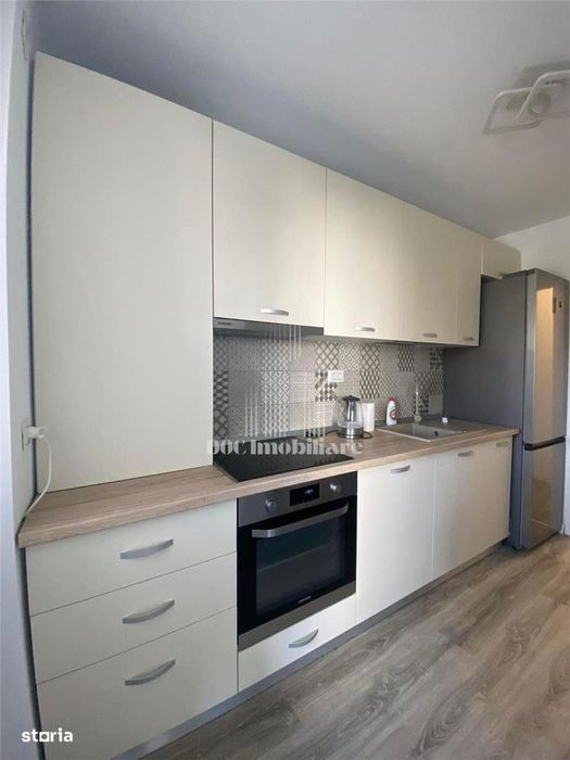 2 camere Militari | Parcare | Centrala | 3 minute Metrou | Pet Friendl