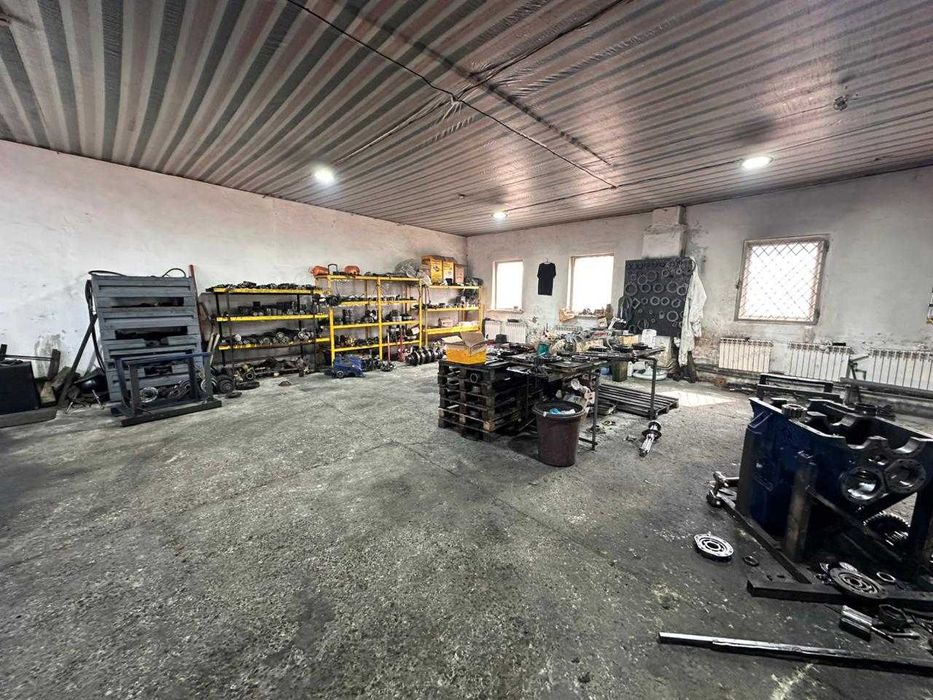 В продаже промбаза  Абая 203/1