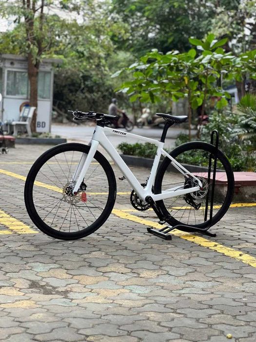 Супер скидка 35%  Карбоновый шоссер Twitter STEALTHPRO (Rival)