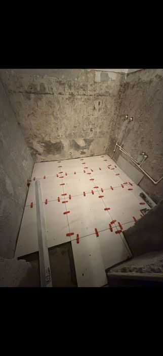 Echipa de constructii interioare /exterioare/turnari /pavaj / tencuiel