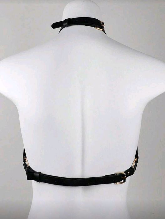 Харнеси, готик аксесоари