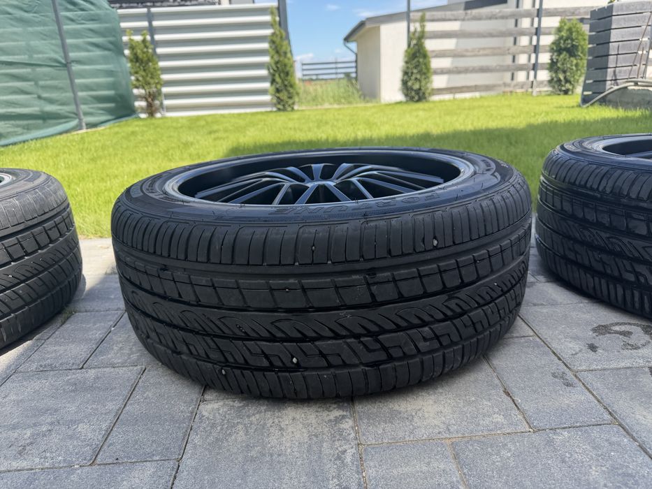 jante negre  si anvelope  R 19