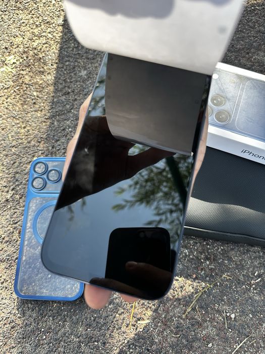 Продам айфон 17pro max