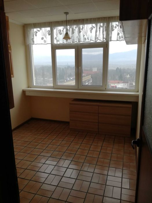 тристаен апартамент в град Казанлък кв. "Васил Левски"