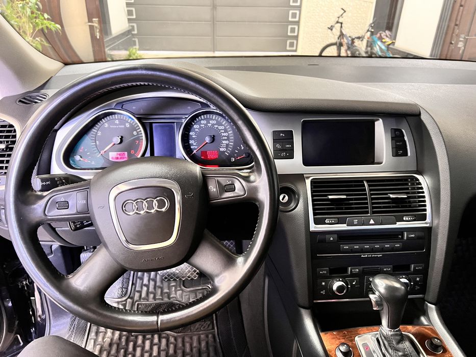 Audi Q7 Ауди Q7.