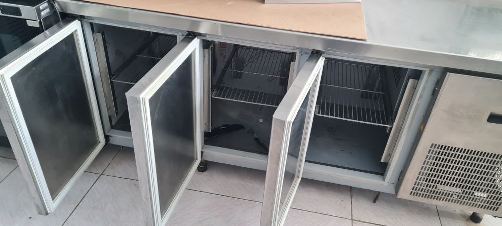 Холодильный стол Абат