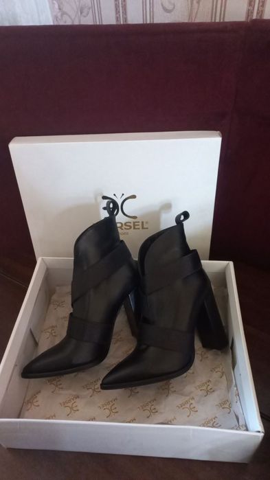 Очень красивый сапоги