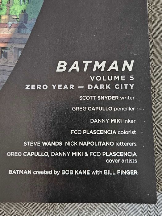 Комикси Marvel и Batman, Vol. 5: Zero Year - Dark City комикс