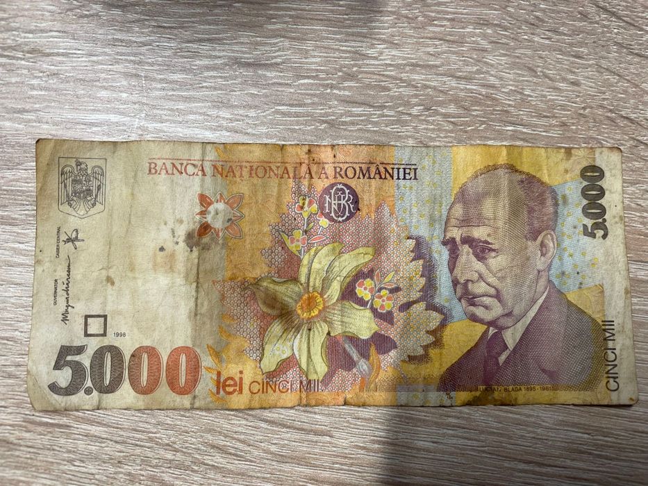 Bancnotă 500 de lei și 5000 de lei