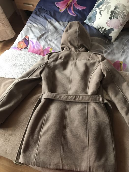 Палто в бежов цвят Teranova