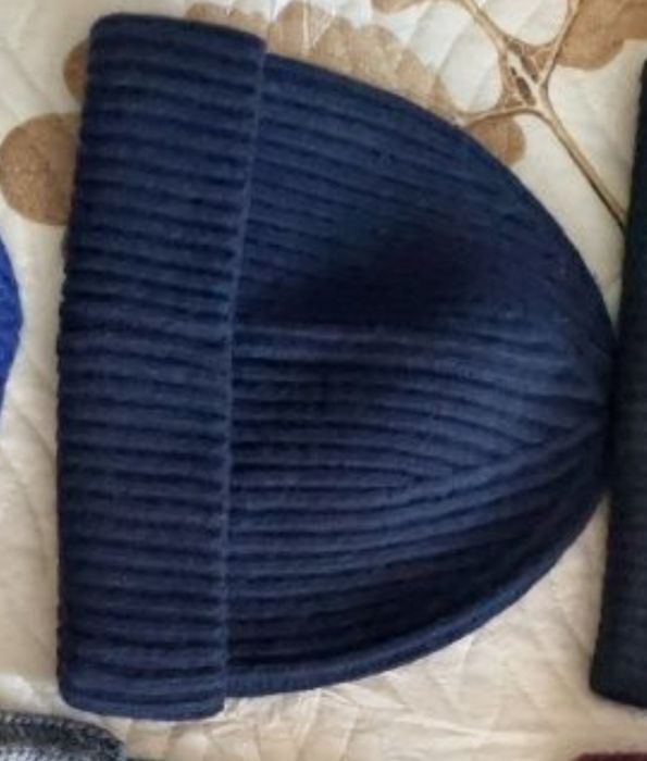 Зимна шапкa от кашмир